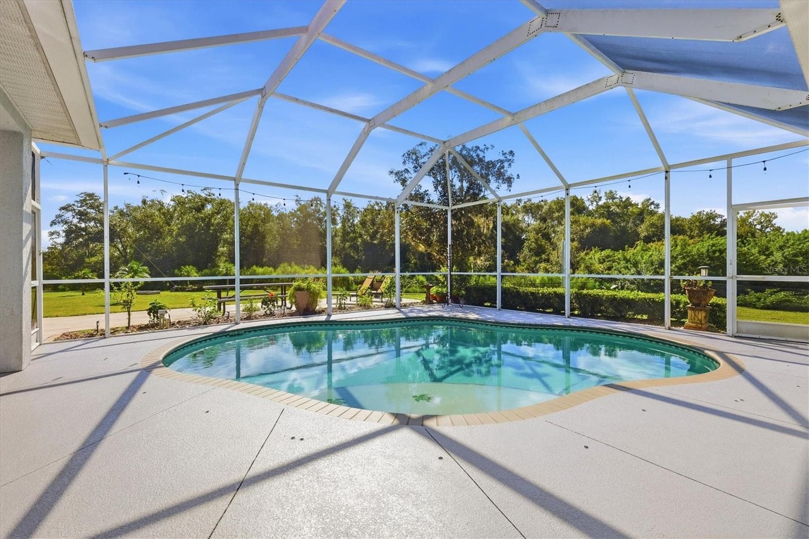 Single Family Residence at 1753 KINGSDOWN DR, SARASOTA, photo 30 of 42
