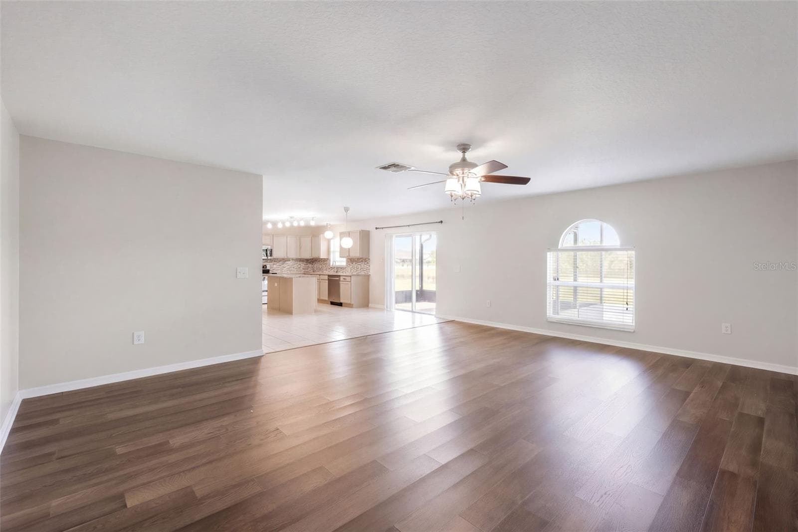 Single Family Residence at 410 FAIRFIELD DR, SANFORD, photo 15 of 55