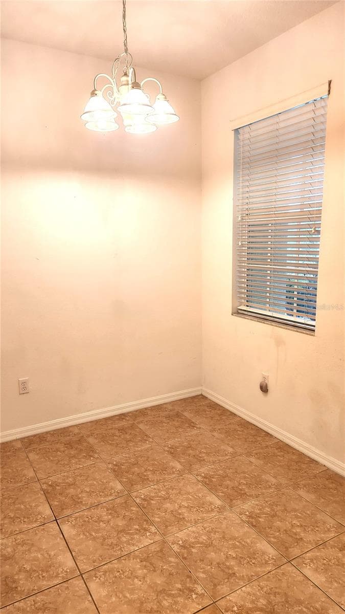 Eat in Area off the Kitchen. - 642 SPRING LAKE CIR, TARPON SPRINGS
