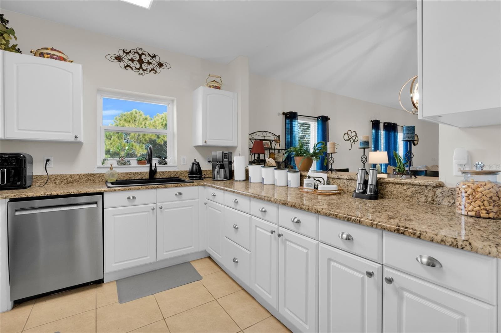 Condominium at 2280 SOMERSET RIDGE DR #201, LEHIGH ACRES, photo 7 of 47