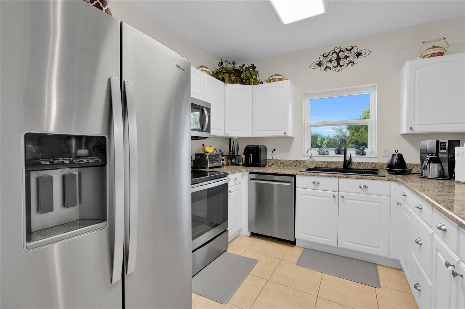 Condominium at 2280 SOMERSET RIDGE DR #201, LEHIGH ACRES, photo 8 of 47