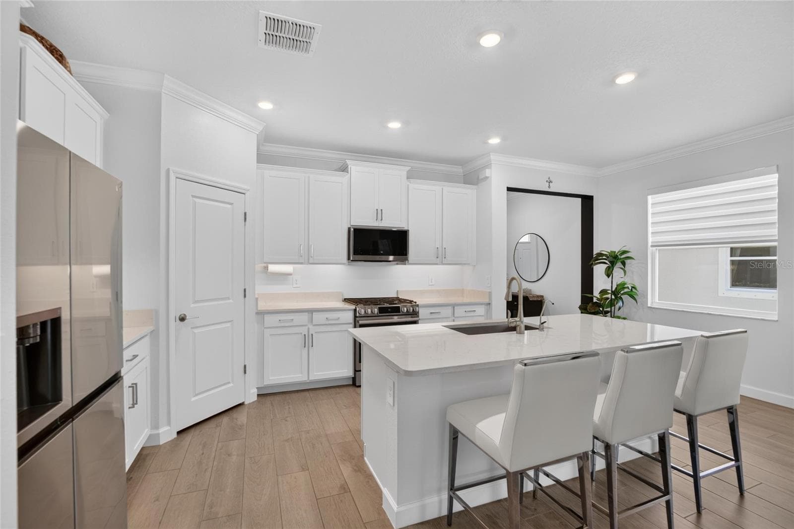 Single Family Residence at 17127 HOLLY WELL AVE, WIMAUMA, photo 13 of 100