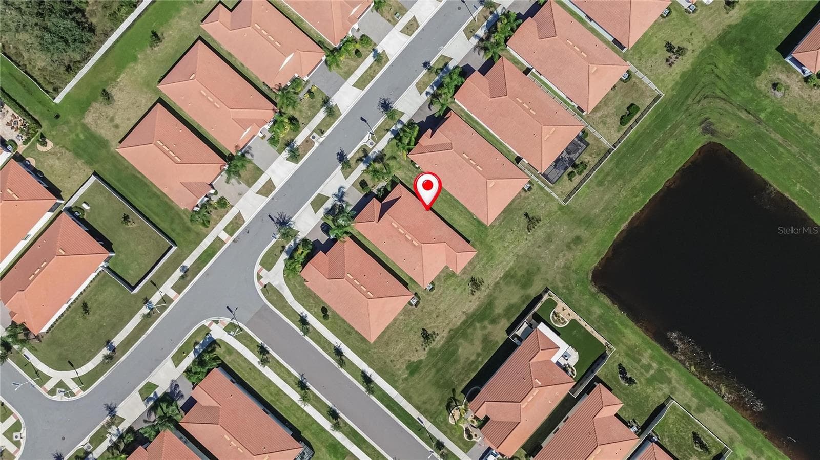 Single Family Residence at 17127 HOLLY WELL AVE, WIMAUMA, photo 89 of 100