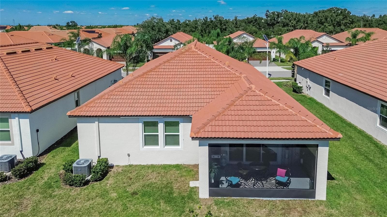 Single Family Residence at 17127 HOLLY WELL AVE, WIMAUMA, photo 98 of 100