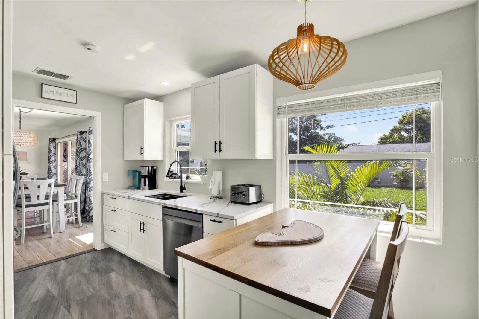 Single Family Residence at 1669 CAMBRIDGE DR, CLEARWATER, photo 17 of 42