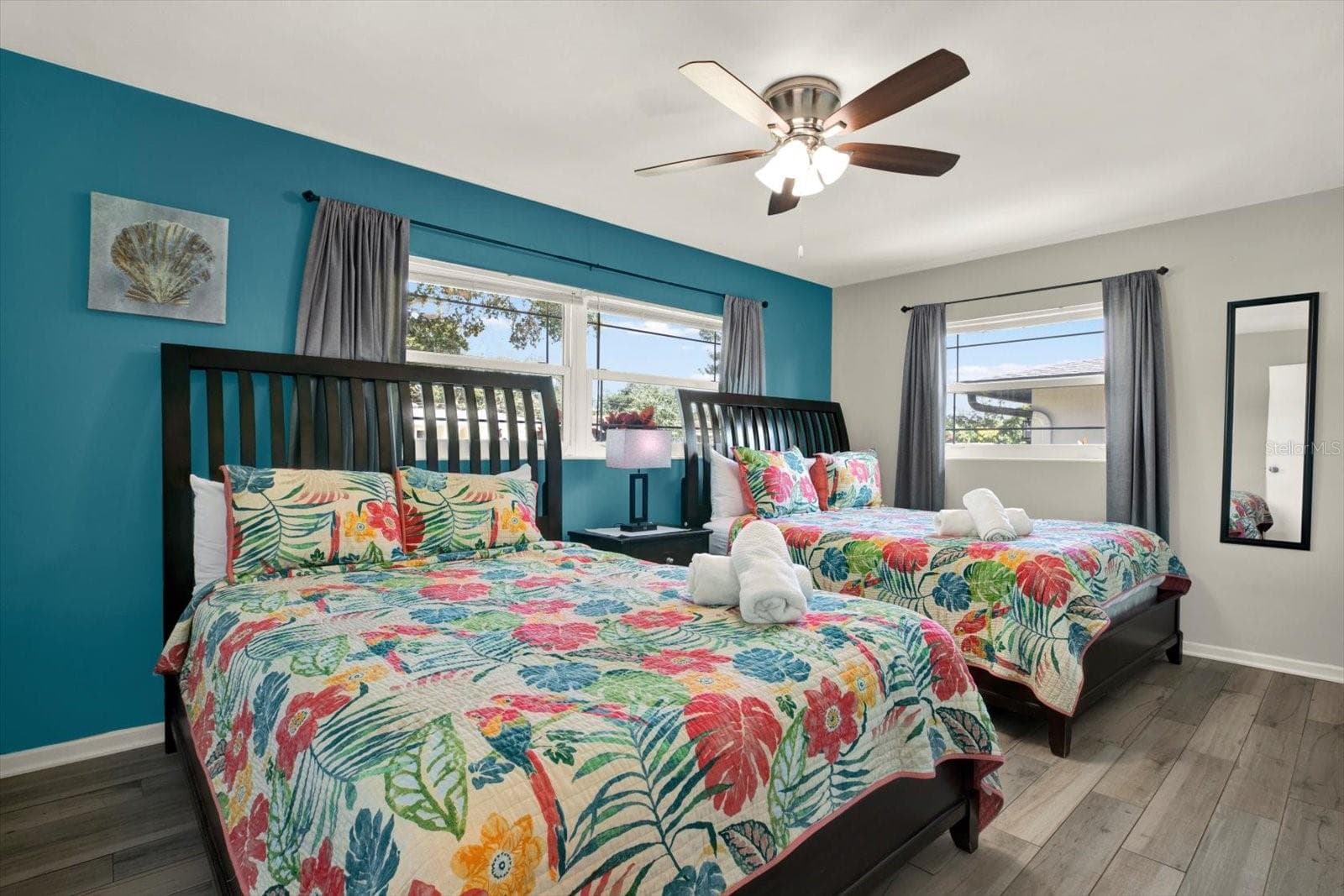 Single Family Residence at 1669 CAMBRIDGE DR, CLEARWATER, photo 23 of 42