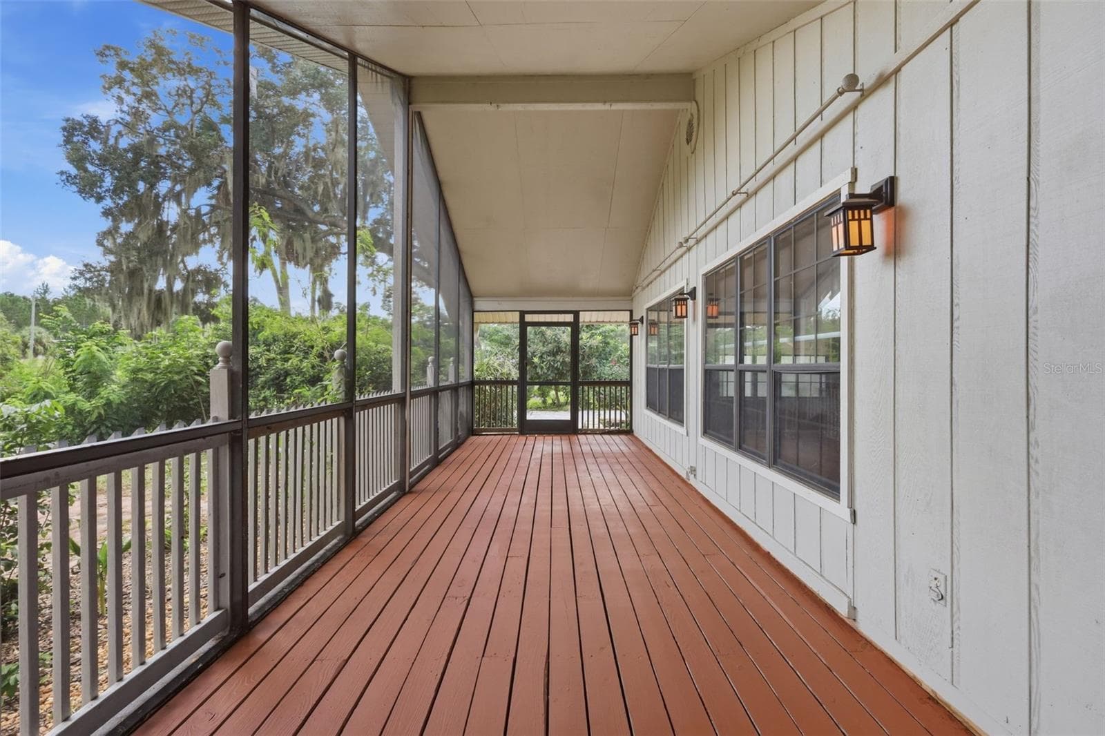 Main house Deck - 41520 CHARM LAKE DR, UMATILLA