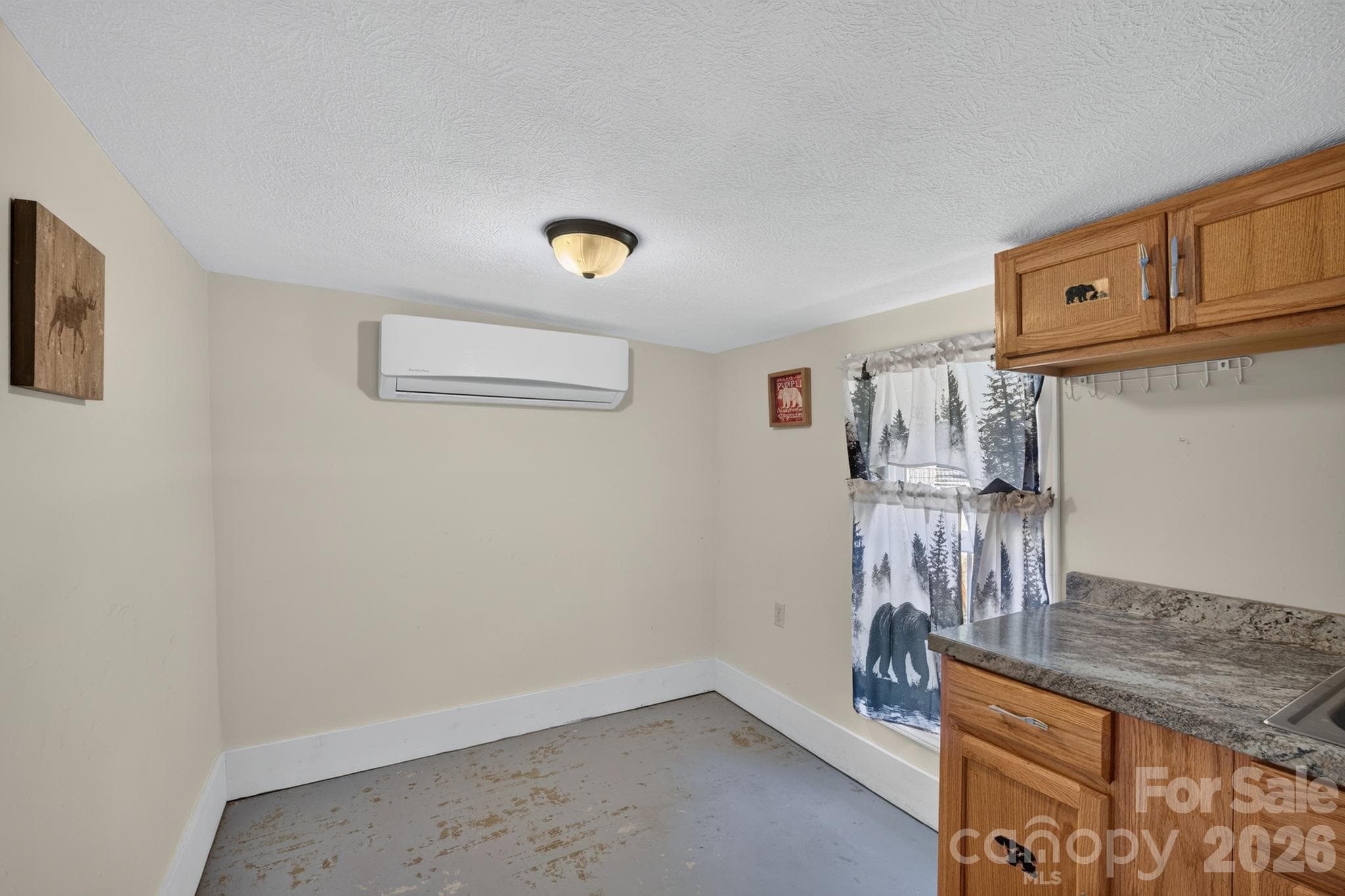 Single Family Residence at 2805 H T Road, Lenoir, photo 12 of 38