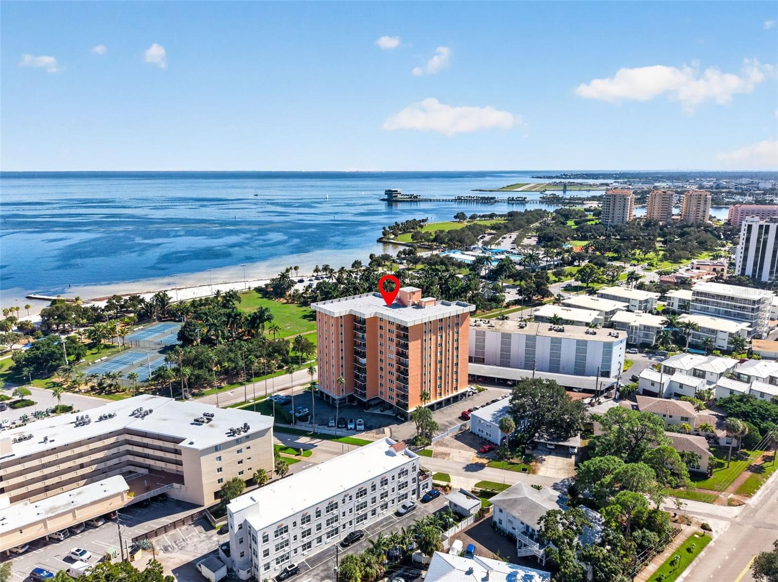 Condominium at 1120 N SHORE DR NE #502, ST PETERSBURG, photo 23 of 28