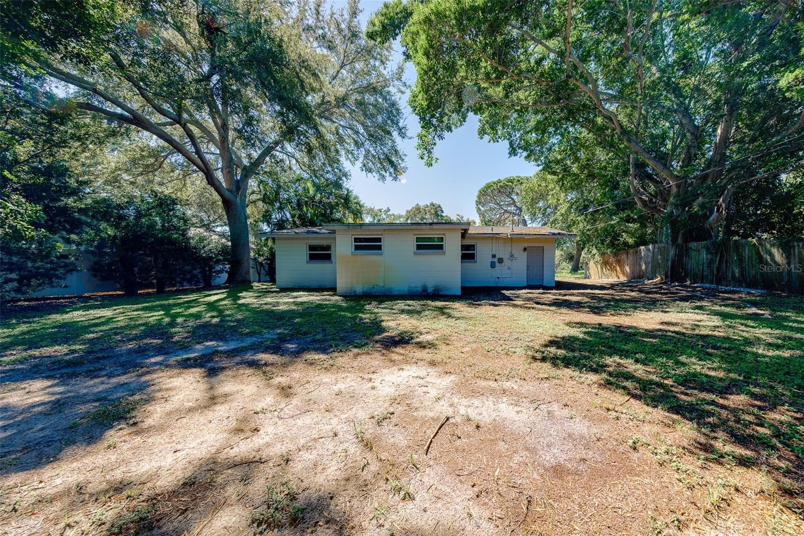 Single Family Residence at 811 69TH AVE S, ST PETERSBURG, photo 28 of 40
