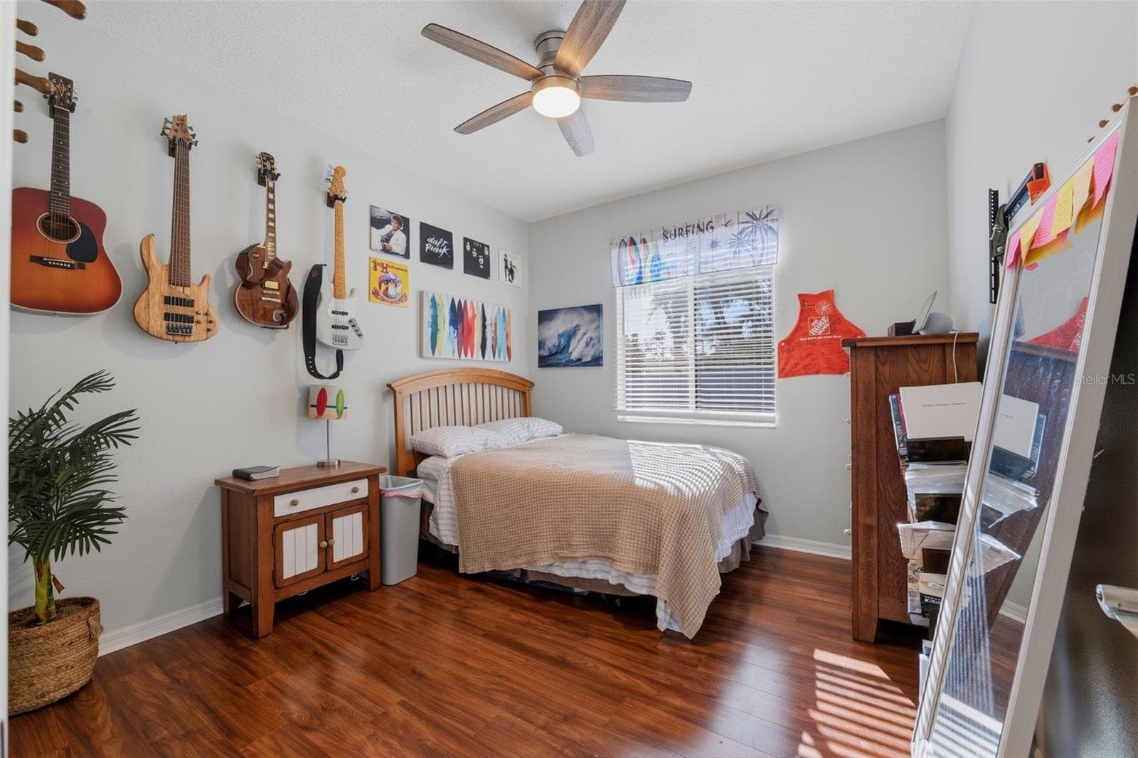 Single Family Residence at 1623 VISTOSO LN, RUSKIN, photo 14 of 21