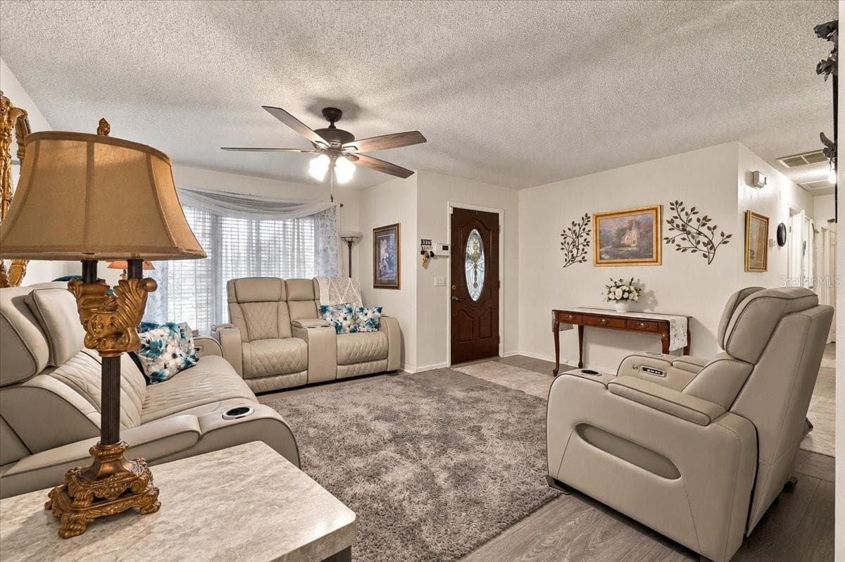 1004 Joan Ave Dundee, FL 33838 - 1004 JOAN AVE, DUNDEE