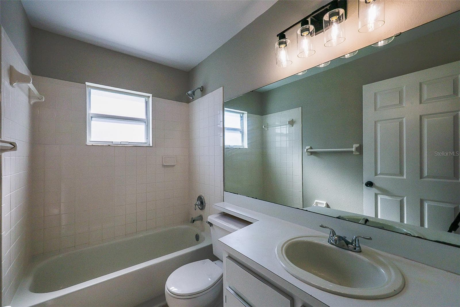 Single Family Residence at 5351 ST LUCIA DR, LAKELAND, photo 12 of 30