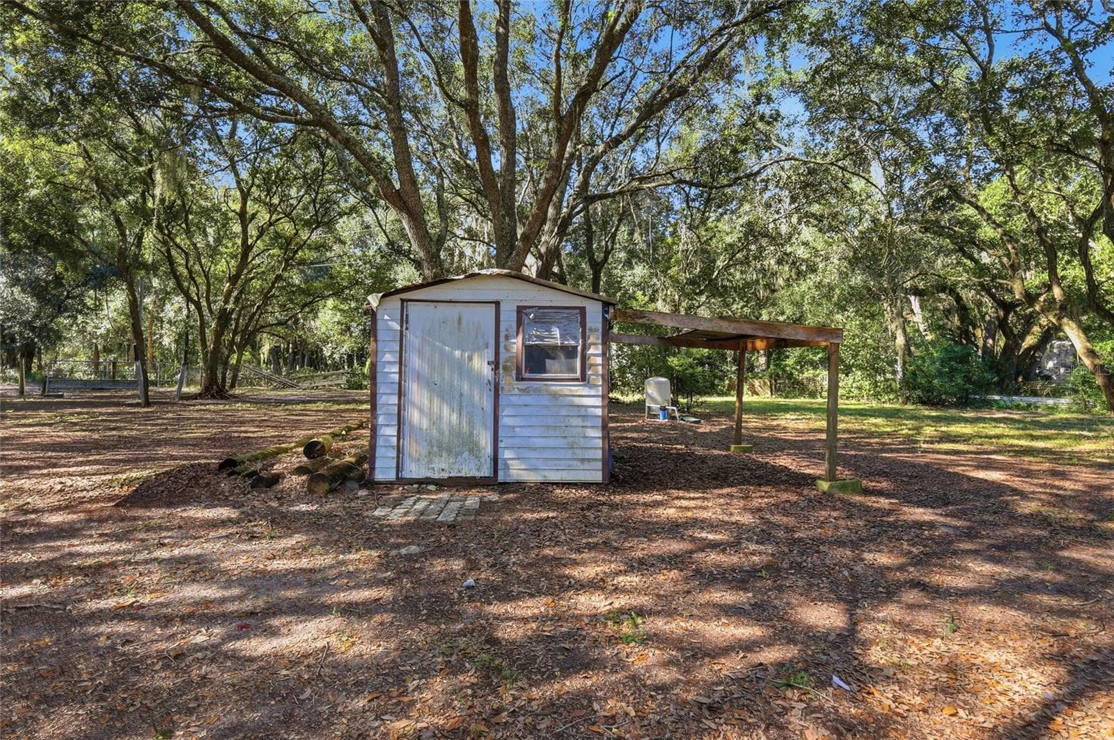 Shed - 2138 LAKE ELLA RD, FRUITLAND PARK