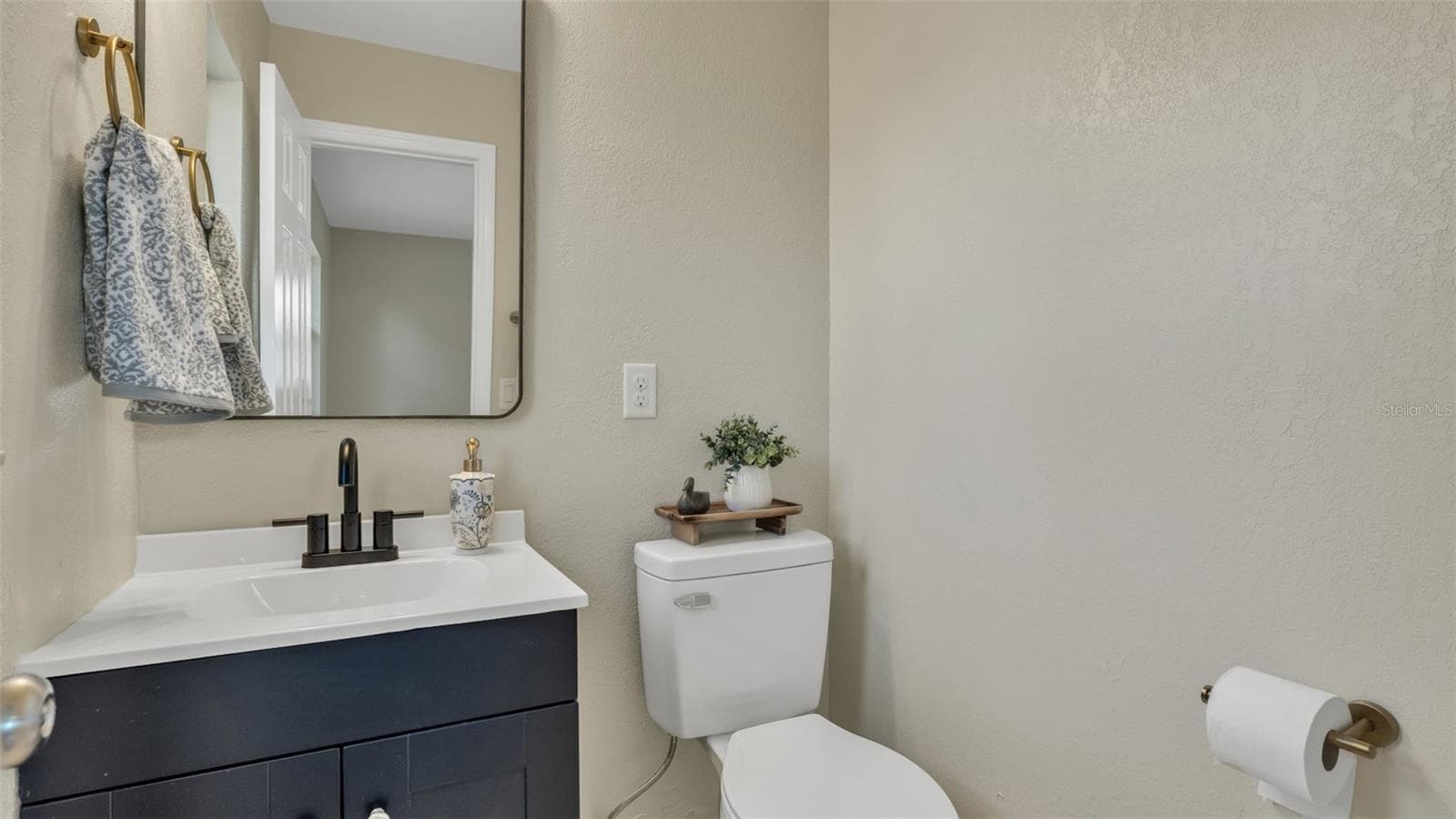 Bathroom 2 - 152 HATCHINEHA RD, HAINES CITY