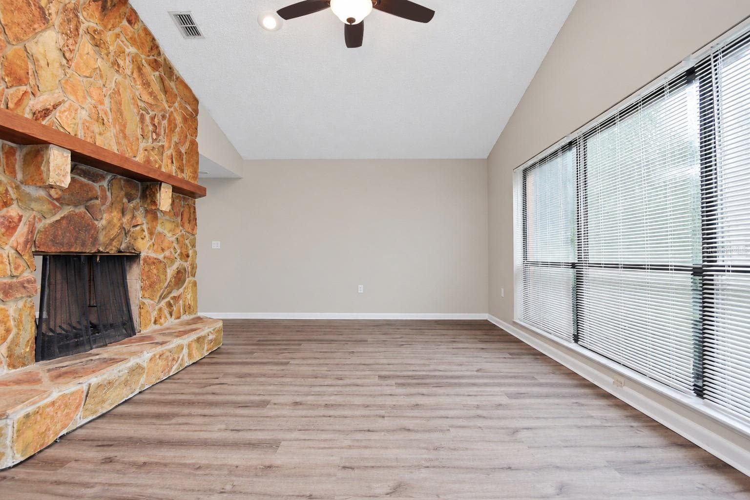 Single Family Residence at 10192 SWANSON CT, SPRING HILL, photo 33 of 75