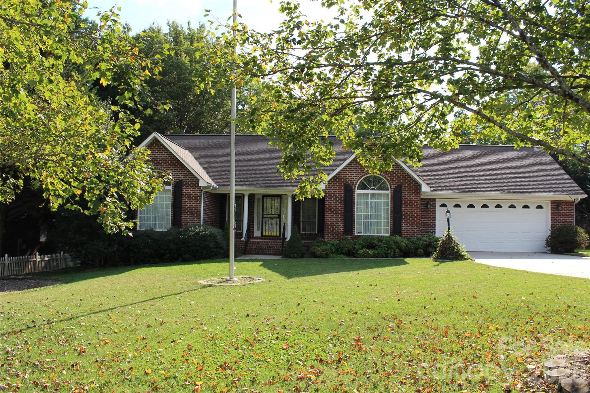 Single Family Residence at 1697 Old Mill Road, Lincolnton, photo 6 of 27