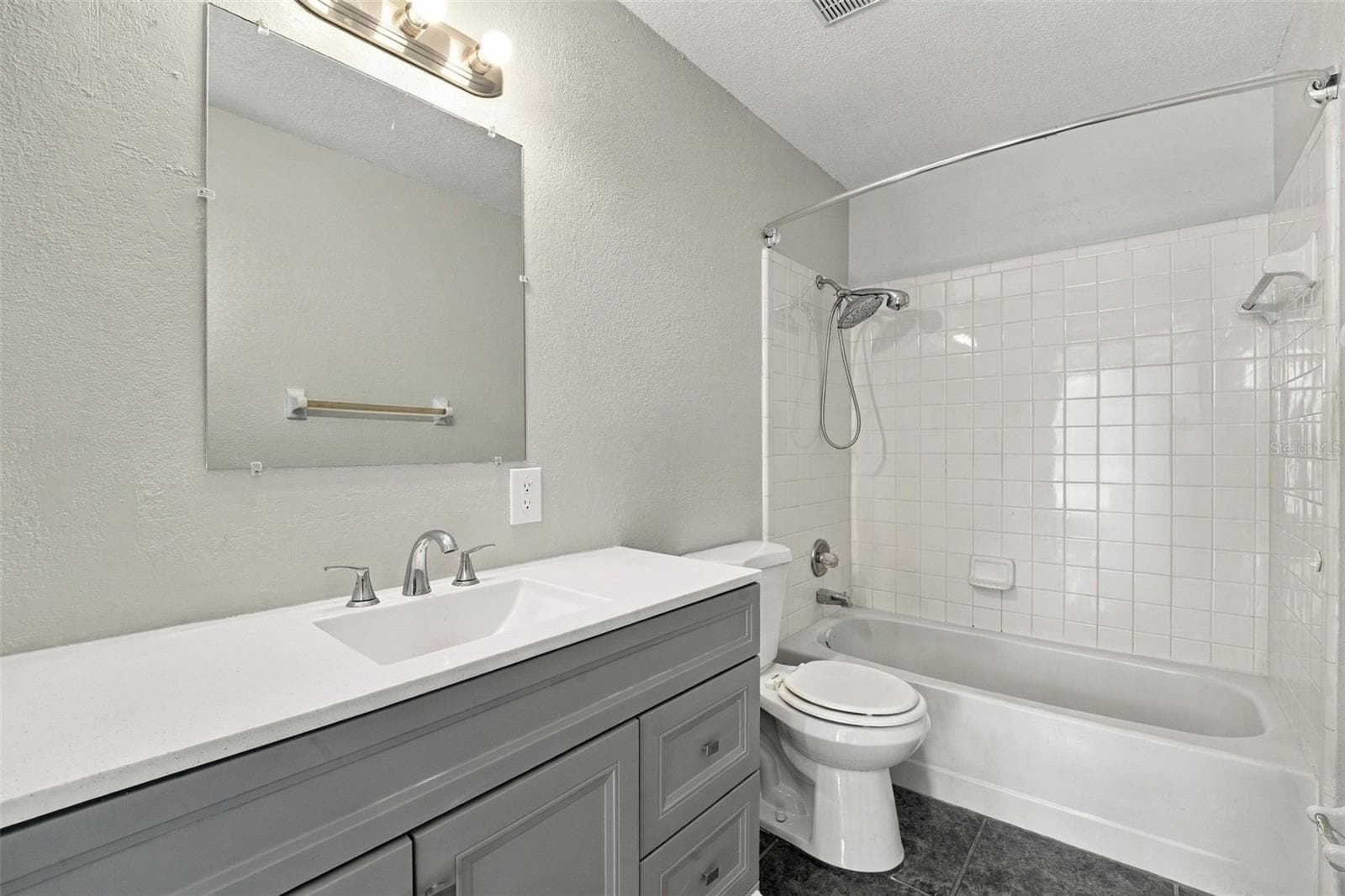 BATHROOM 2 - 313 DIRKSEN DR #G4, DEBARY