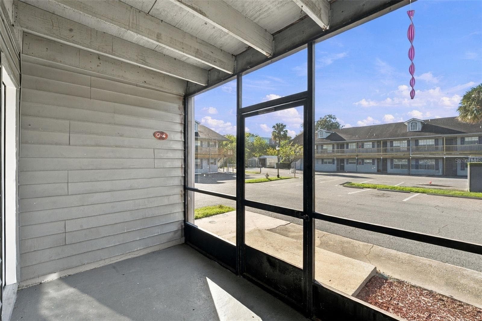 BACK PATIO - 313 DIRKSEN DR #G4, DEBARY