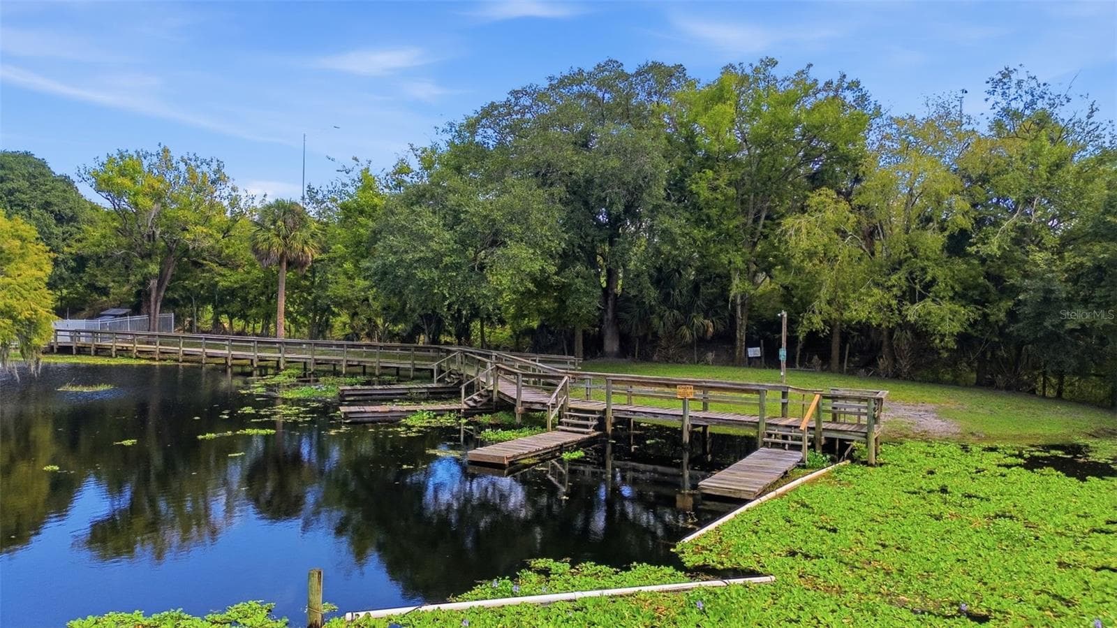 DOCK - 313 DIRKSEN DR #G4, DEBARY