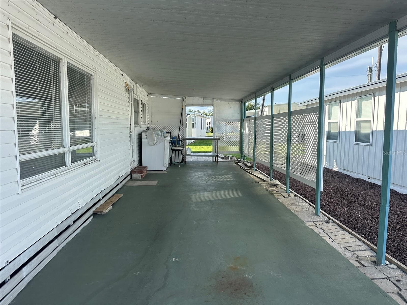 Mobile Home at 558 SINCLAIR CIR, TAVARES, photo 5 of 15