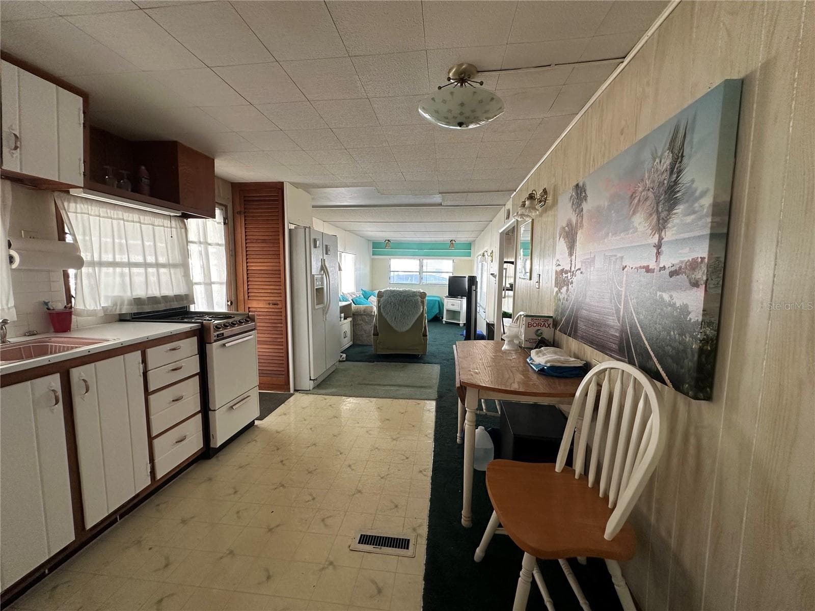 Mobile Home at 558 SINCLAIR CIR, TAVARES, photo 8 of 15