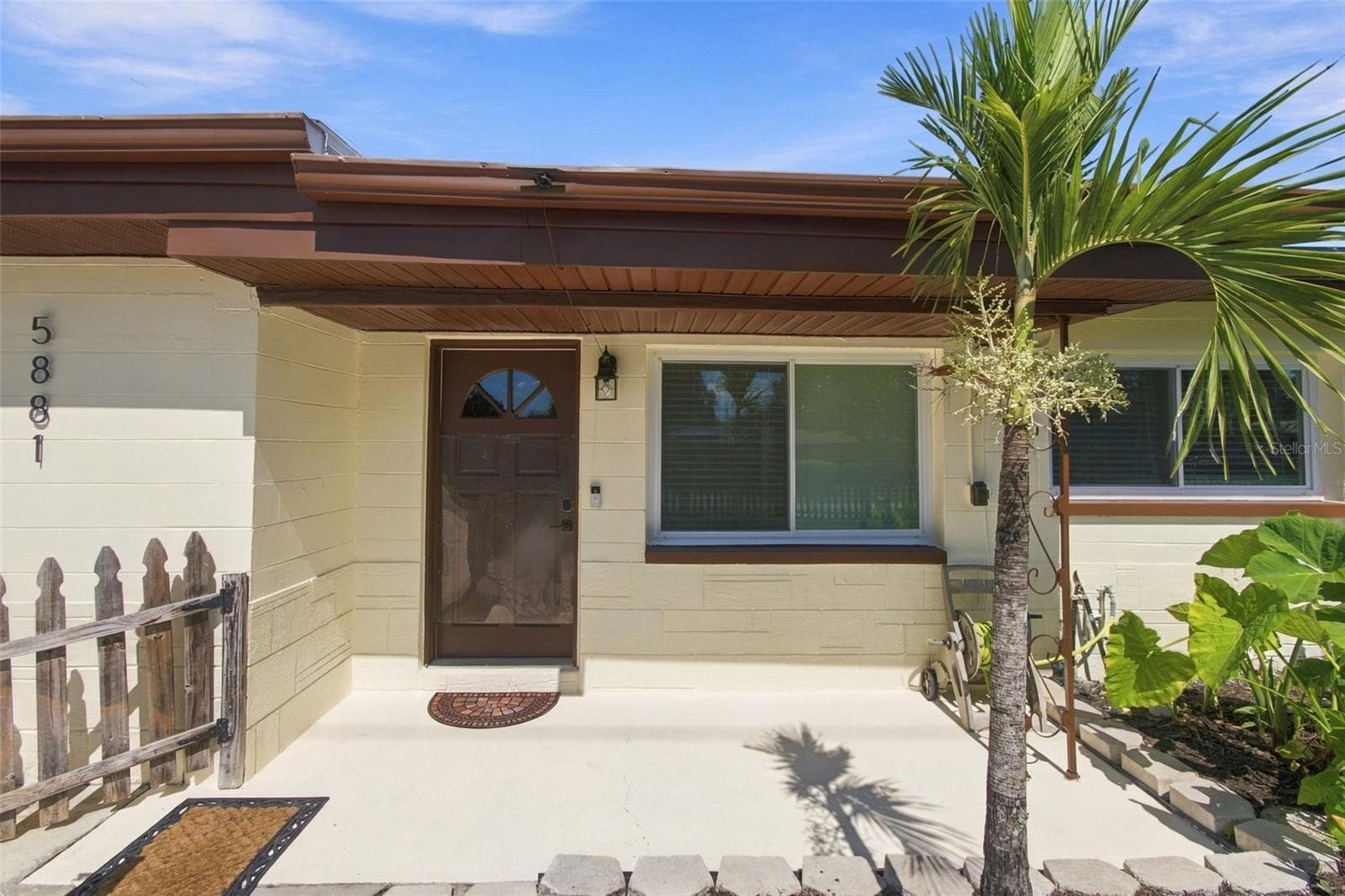 Single Family Residence at 5881 67TH AVE N, PINELLAS PARK, photo 3 of 25