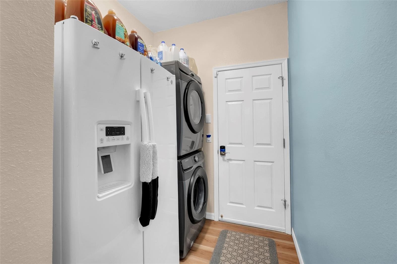 Laundry Room with Washer, Dryer & 2nd Fridge - 4377 SAMBOURNE ST, CLERMONT