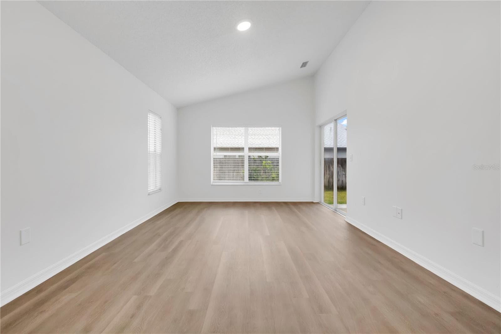 Single Family Residence at 10250 PEOPLES LOOP, PORT RICHEY, photo 13 of 38