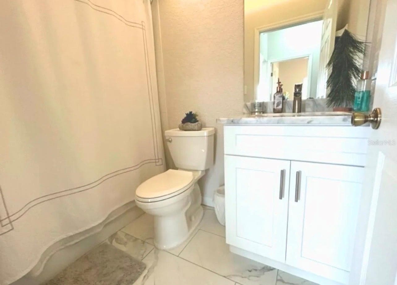 Condominium at 306 EAGLE POND DRIVE #306, WINTER HAVEN, photo 6 of 27