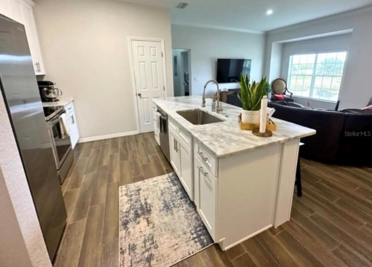 Condominium at 306 EAGLE POND DRIVE #306, WINTER HAVEN, photo 12 of 27