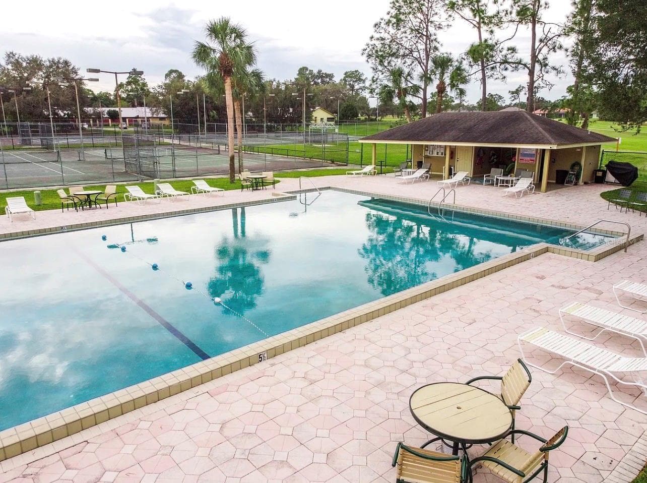 Condominium at 306 EAGLE POND DRIVE #306, WINTER HAVEN, photo 23 of 27