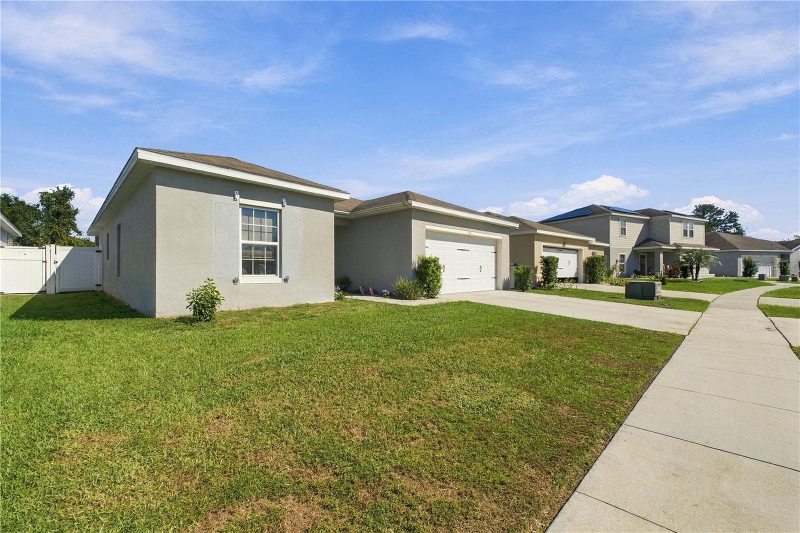 Single Family Residence at 1354 HAINES DR, WINTER HAVEN, photo 2 of 21
