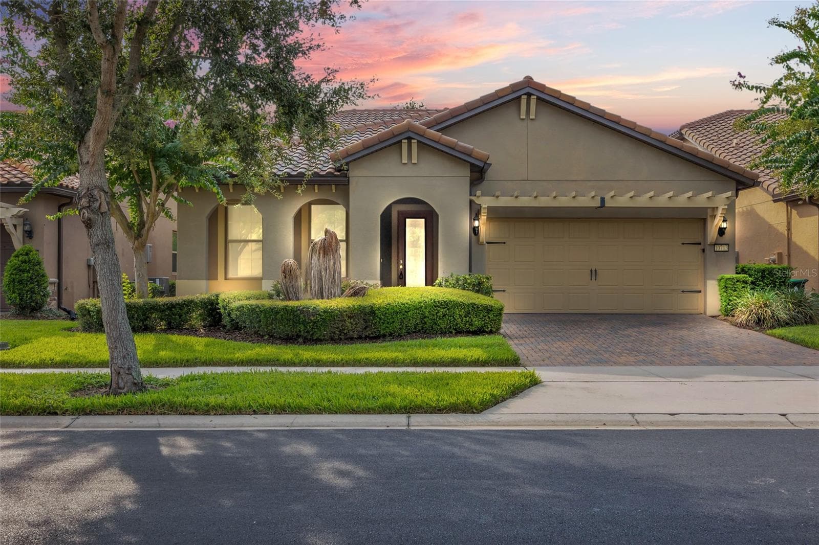Single Family Residence at 10713 BERRY CREEK RD, ORLANDO, photo 2 of 48