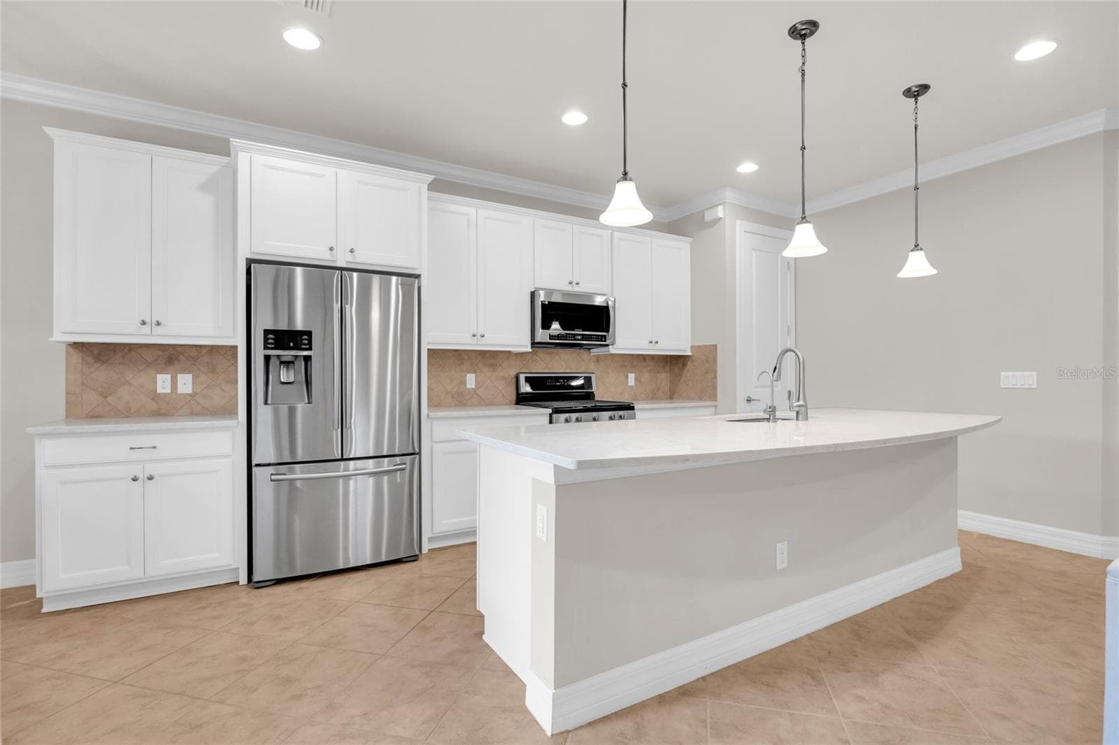 Single Family Residence at 10713 BERRY CREEK RD, ORLANDO, photo 15 of 48