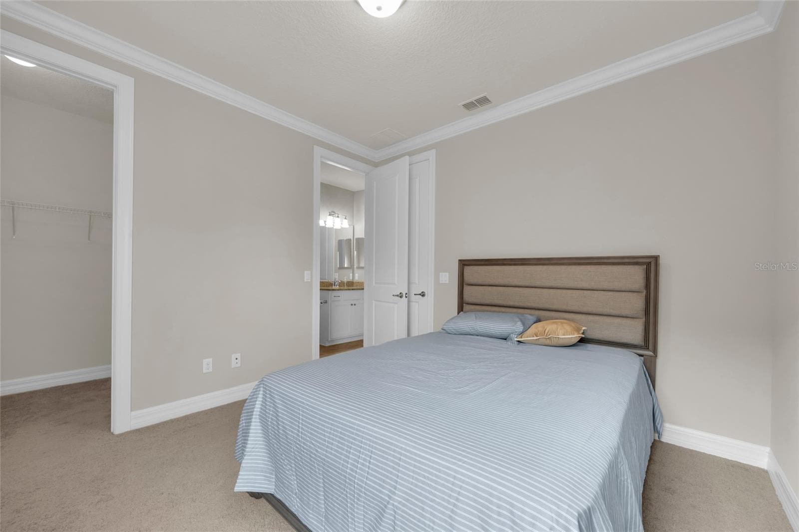 Single Family Residence at 10713 BERRY CREEK RD, ORLANDO, photo 28 of 48
