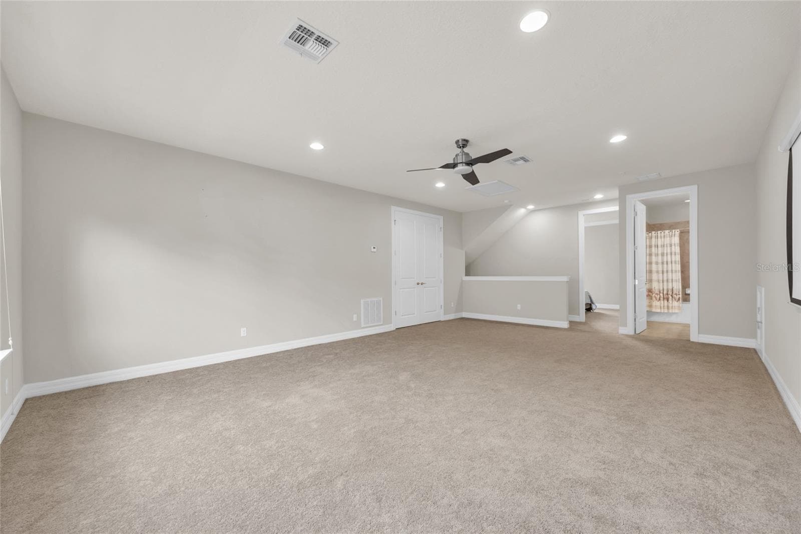 Single Family Residence at 10713 BERRY CREEK RD, ORLANDO, photo 30 of 48