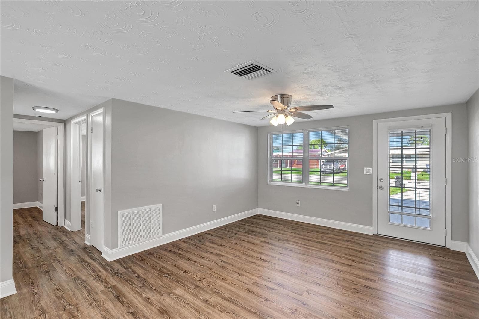 Single Family Residence at 3518 CHAUNCY RD, HOLIDAY, photo 8 of 38