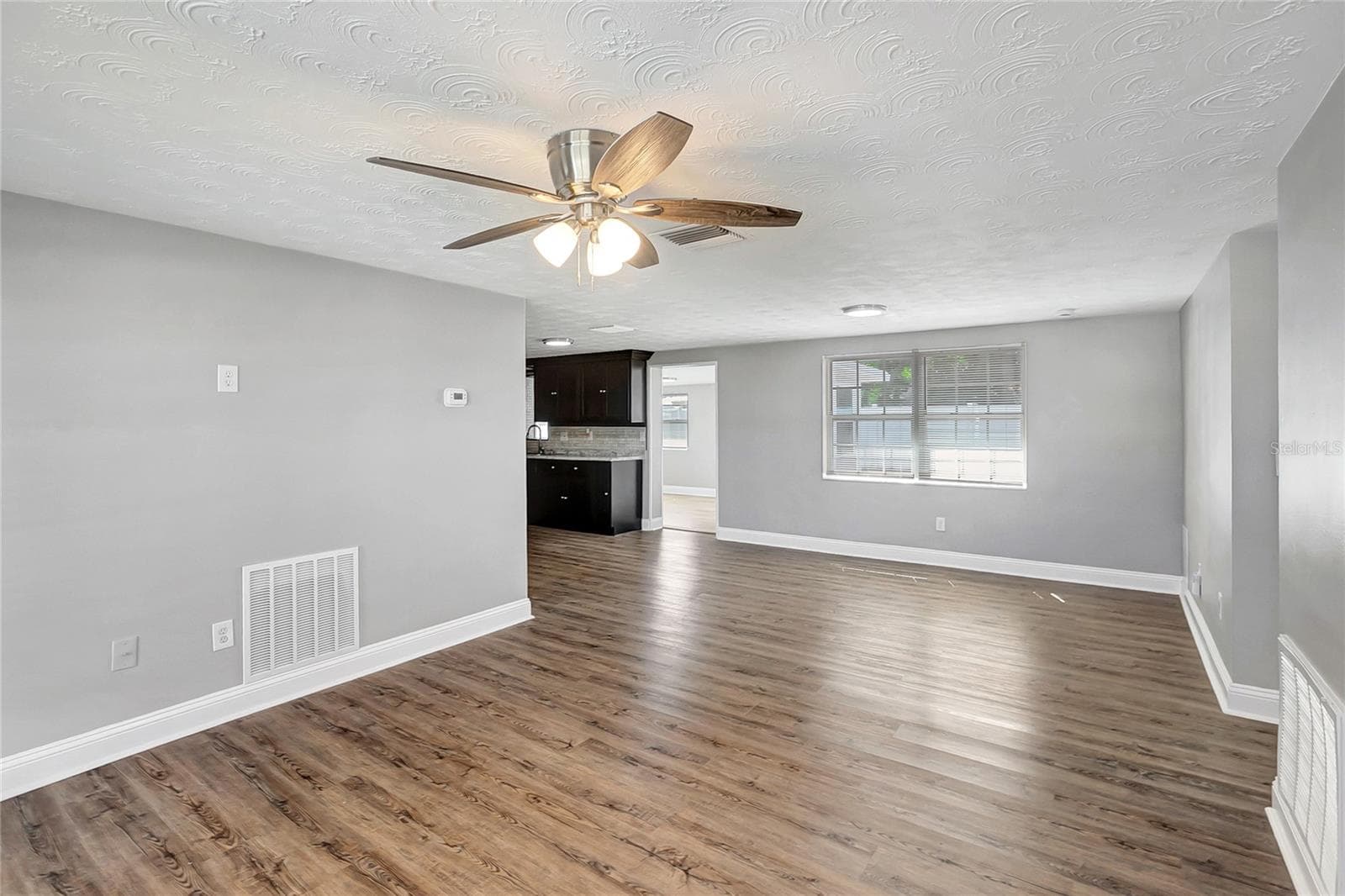 Single Family Residence at 3518 CHAUNCY RD, HOLIDAY, photo 11 of 38