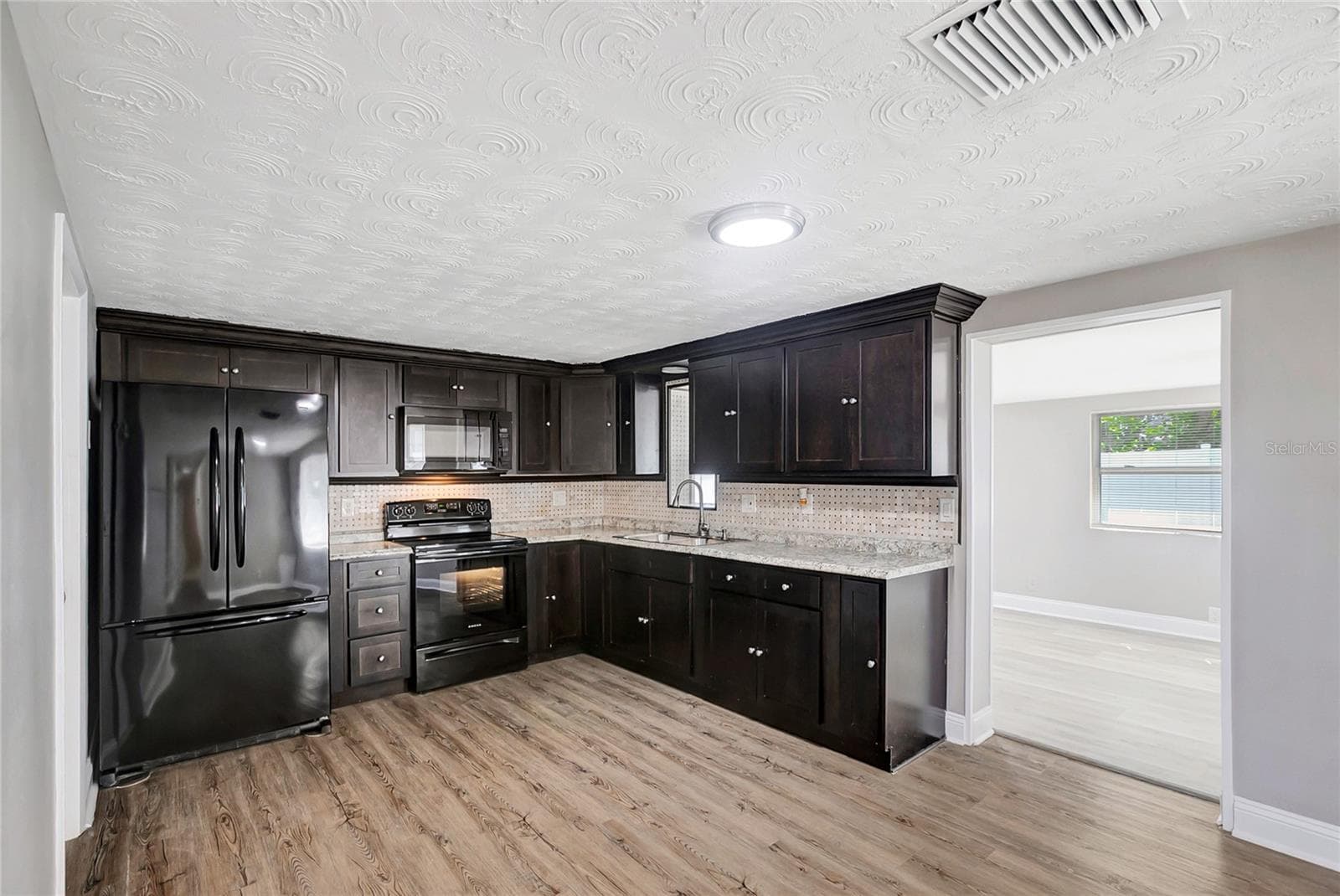 Single Family Residence at 3518 CHAUNCY RD, HOLIDAY, photo 14 of 38