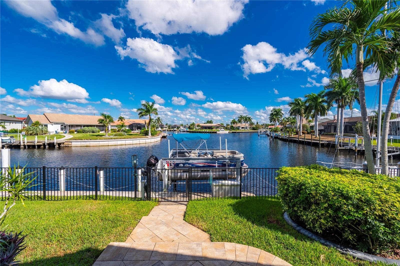 Single Family Residence at 2112 WYATT CIR, PUNTA GORDA, photo 57 of 86