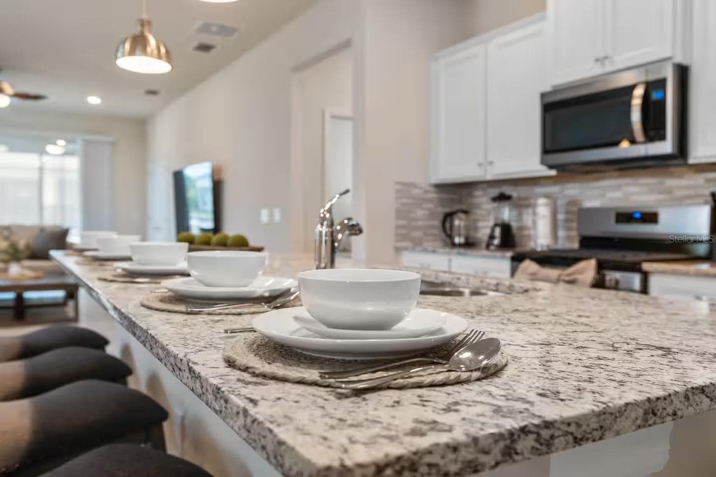 Single Family Residence at 7180 OAKMOSS LOOP, DAVENPORT, photo 7 of 42