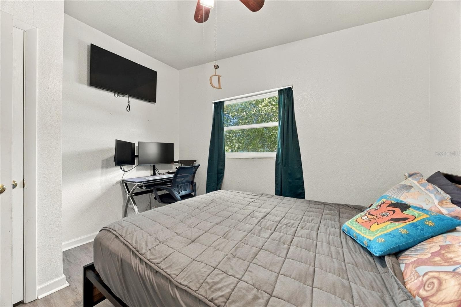Bedroom 2 - 133 E LAUREN CT, FERN PARK