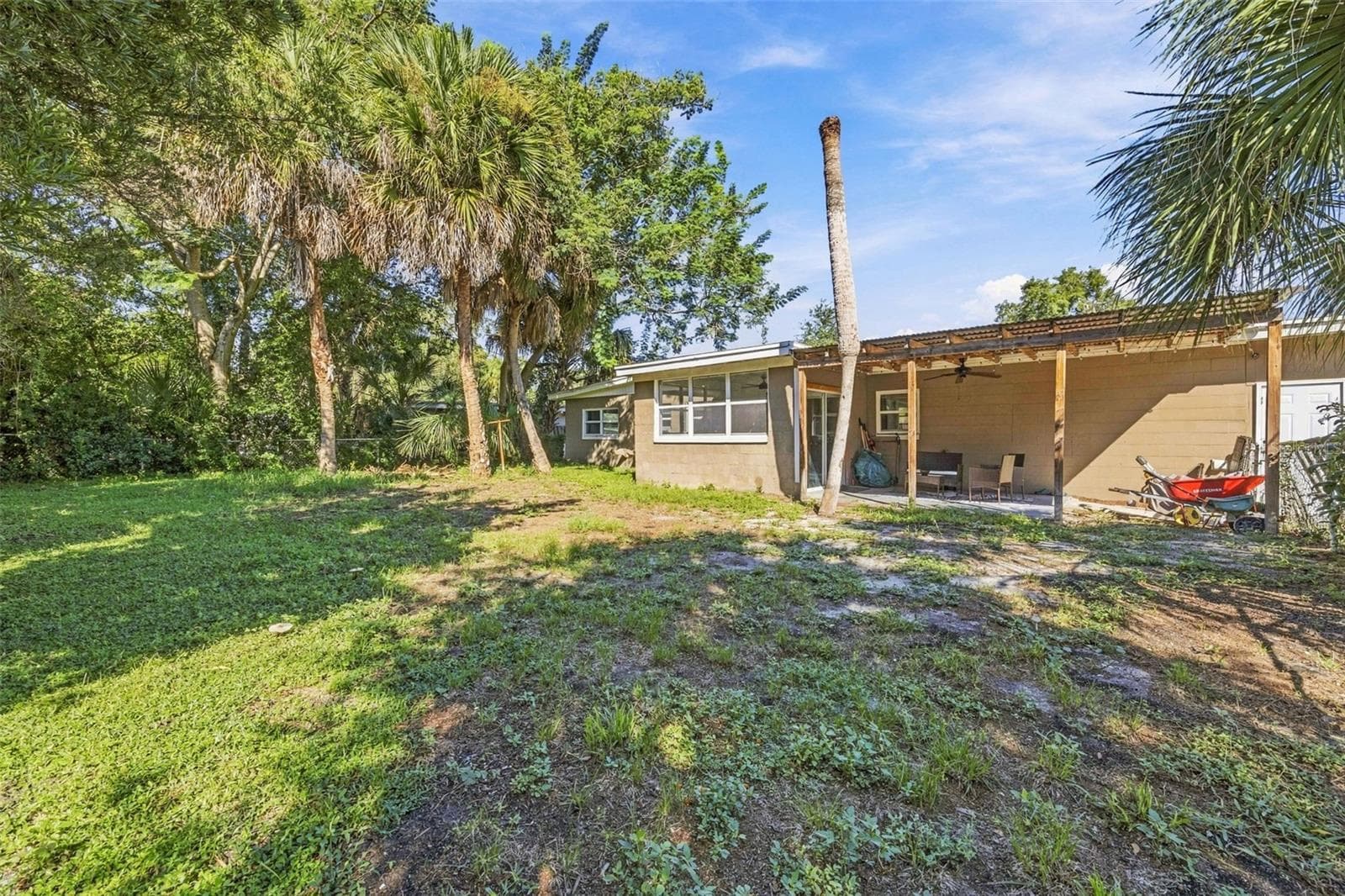 Single Family Residence at 133 E LAUREN CT, FERN PARK, photo 45 of 49