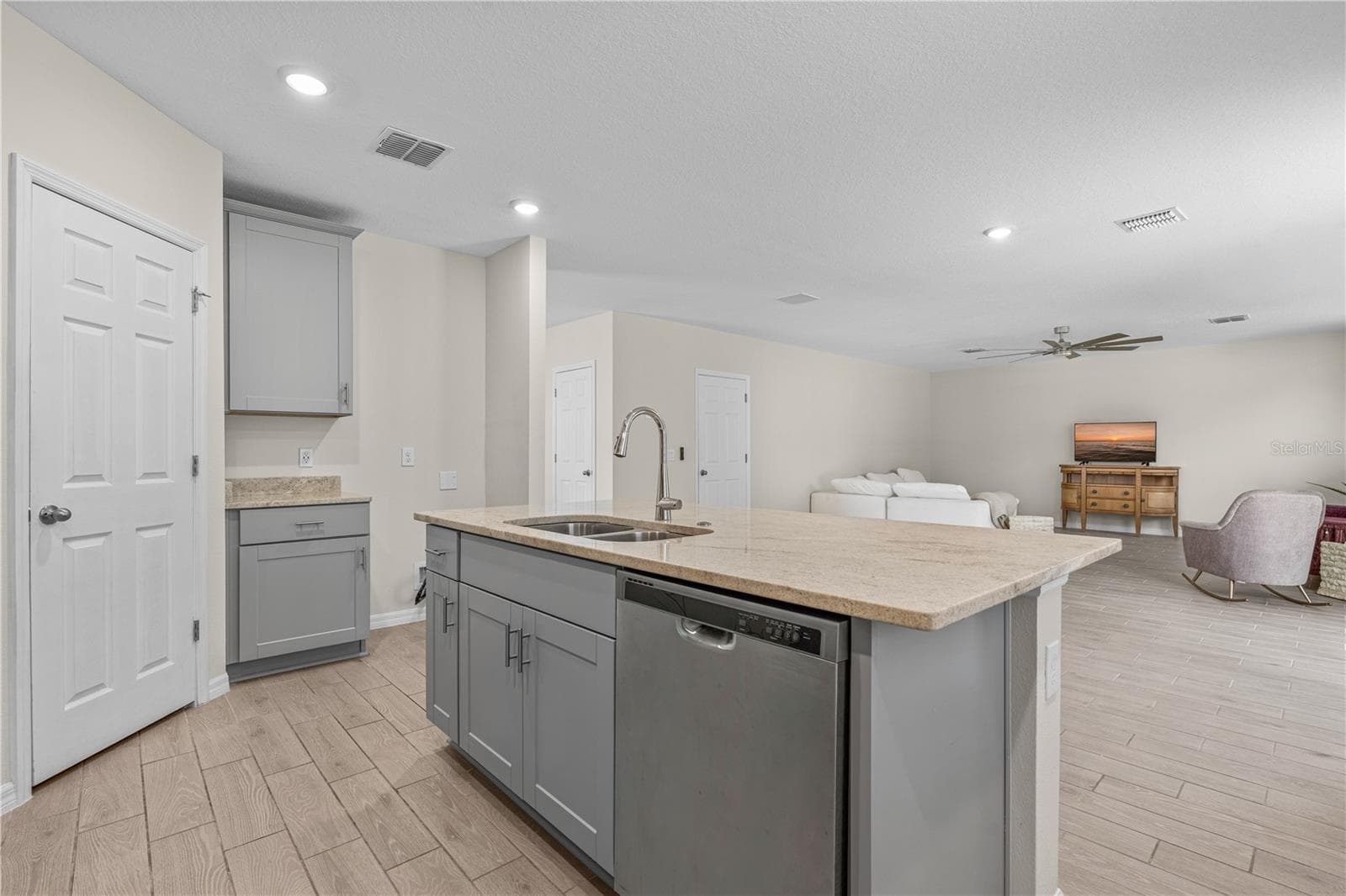Single Family Residence at 335 SARAH NICOLE WAY, NEW SMYRNA BEACH, photo 24 of 48