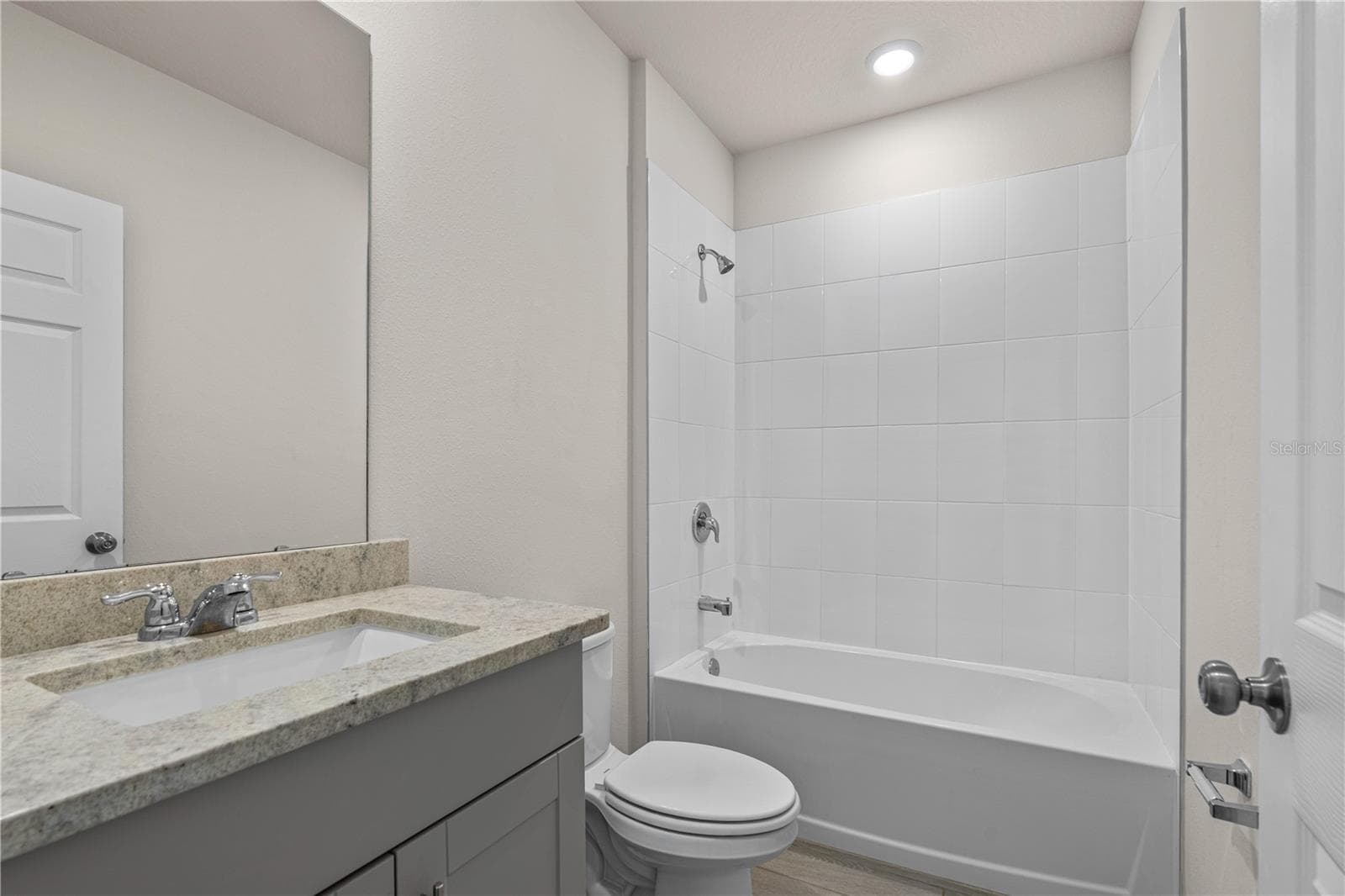 1st Floor Guest Bath - 335 SARAH NICOLE WAY, NEW SMYRNA BEACH