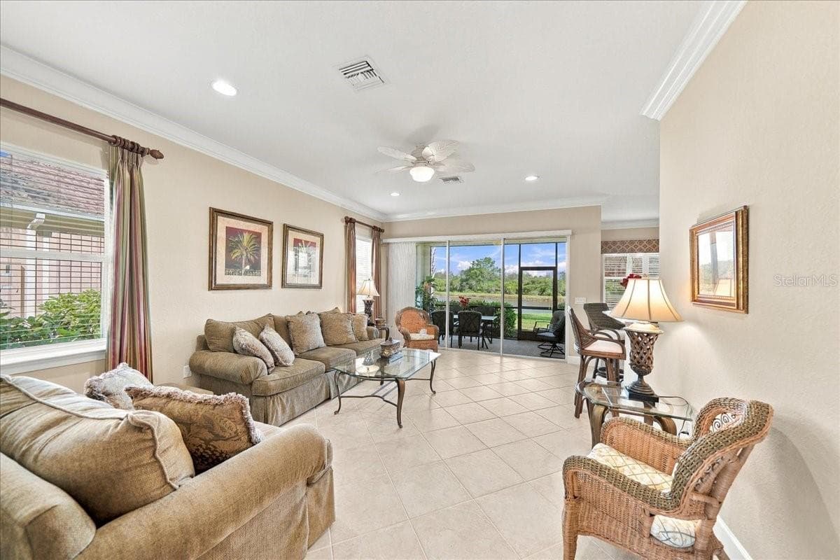 Villa at 13121 CREEKSIDE LN, PORT CHARLOTTE, photo 5 of 62