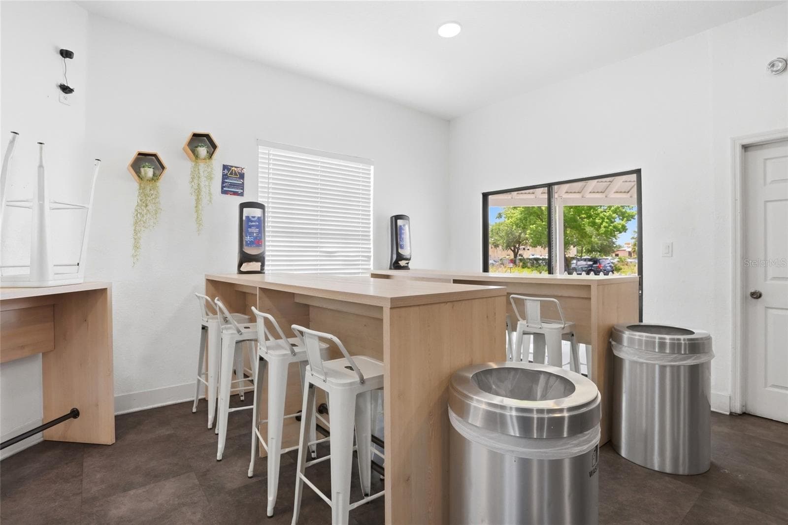 Condo - Hotel at 2930 POLYNESIAN ISLES BLVD #145, KISSIMMEE, photo 14 of 47