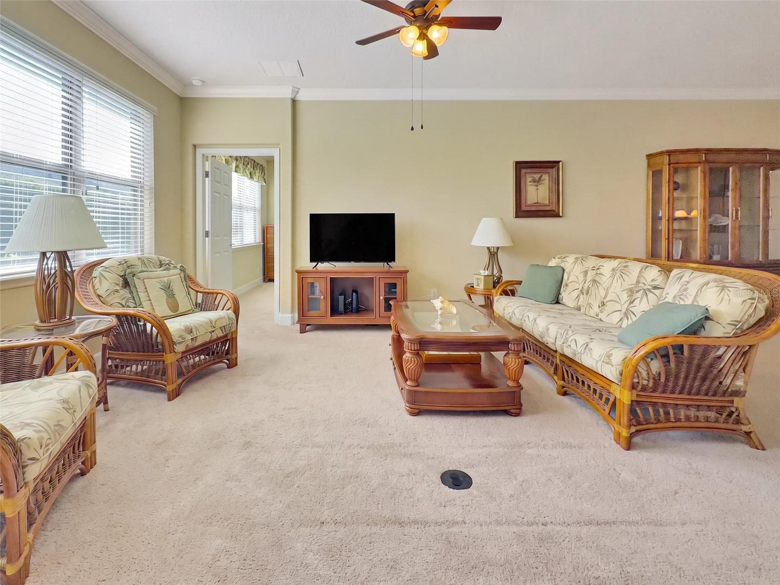 Single Family Residence at 521 VISTA SOL DR, DAVENPORT, photo 6 of 57