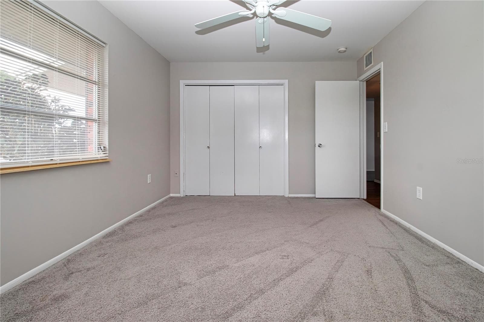 Primary Bedroom (Double closet) - 1507 N LAKE DR, SUN CITY CENTER